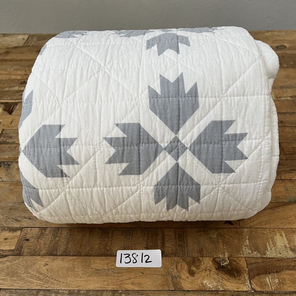 Bee & Willow Neutral White & Gray Full Queen Quilted Coverlet Cotton - Picture 11 of 11
